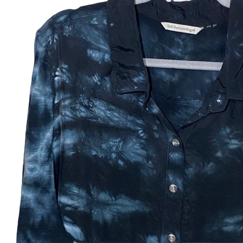 Soft Surroundings High Low Button Up Marbled Patte - image 3